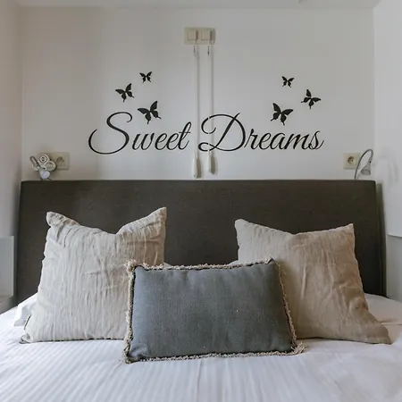 Huswell - Cosy Close To The Beach Апартаменты *